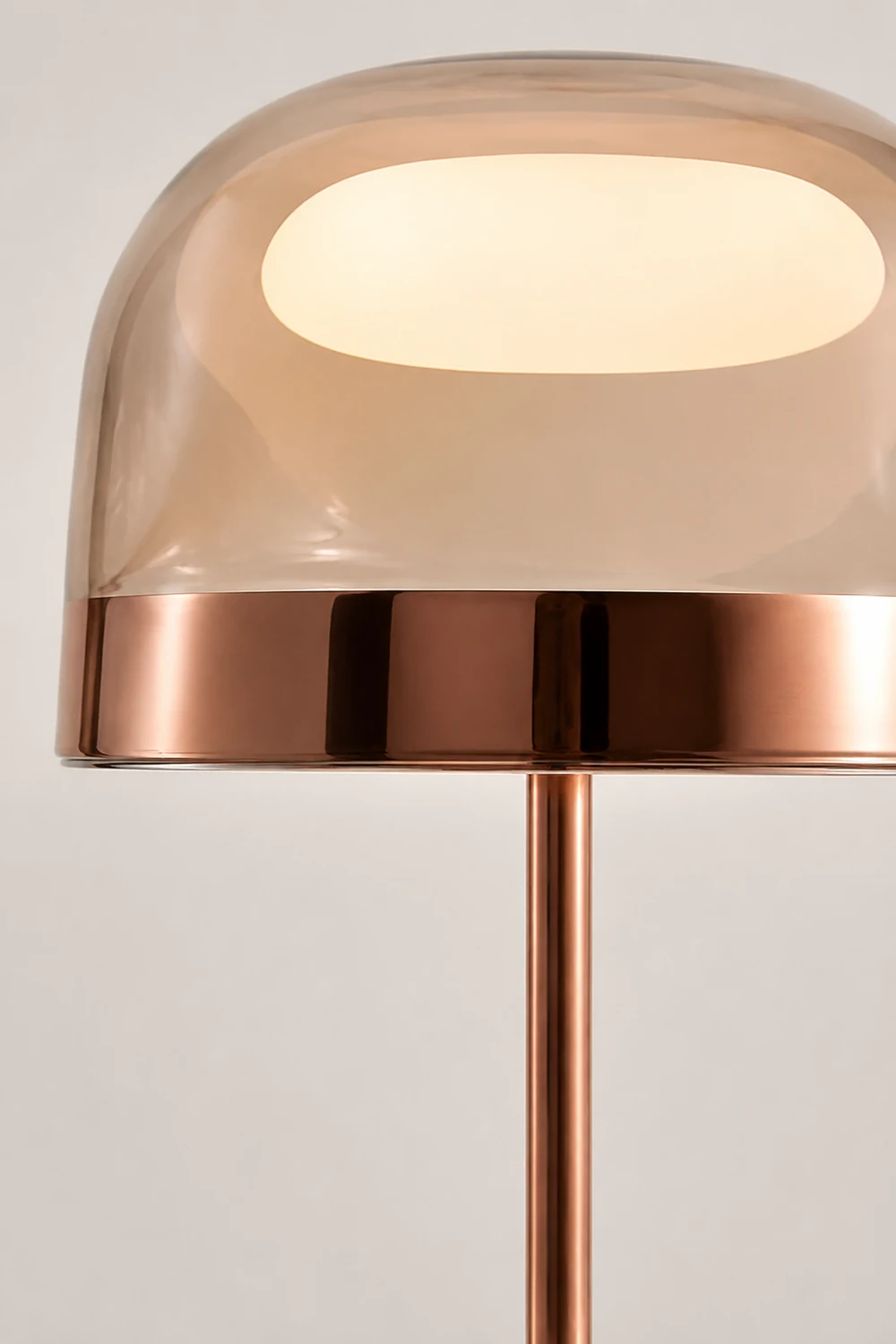 Hailie Minimalistische Pilz Glas/Metall Tischlampe, Schwarz/Rose Gold - Lumpaz