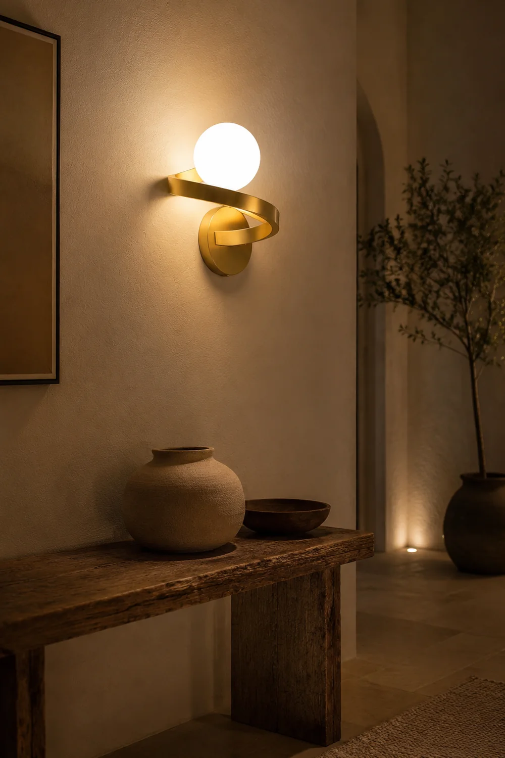 Curved Brass Wall Lamp - Lumpaz