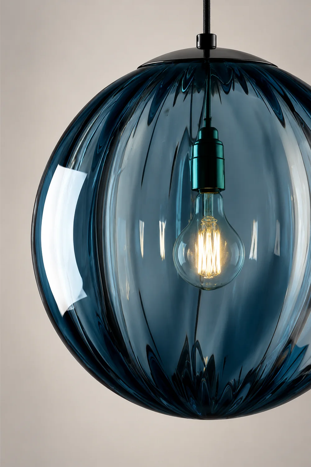 Modern Simple Round Glass Pendant Light - Lumpaz