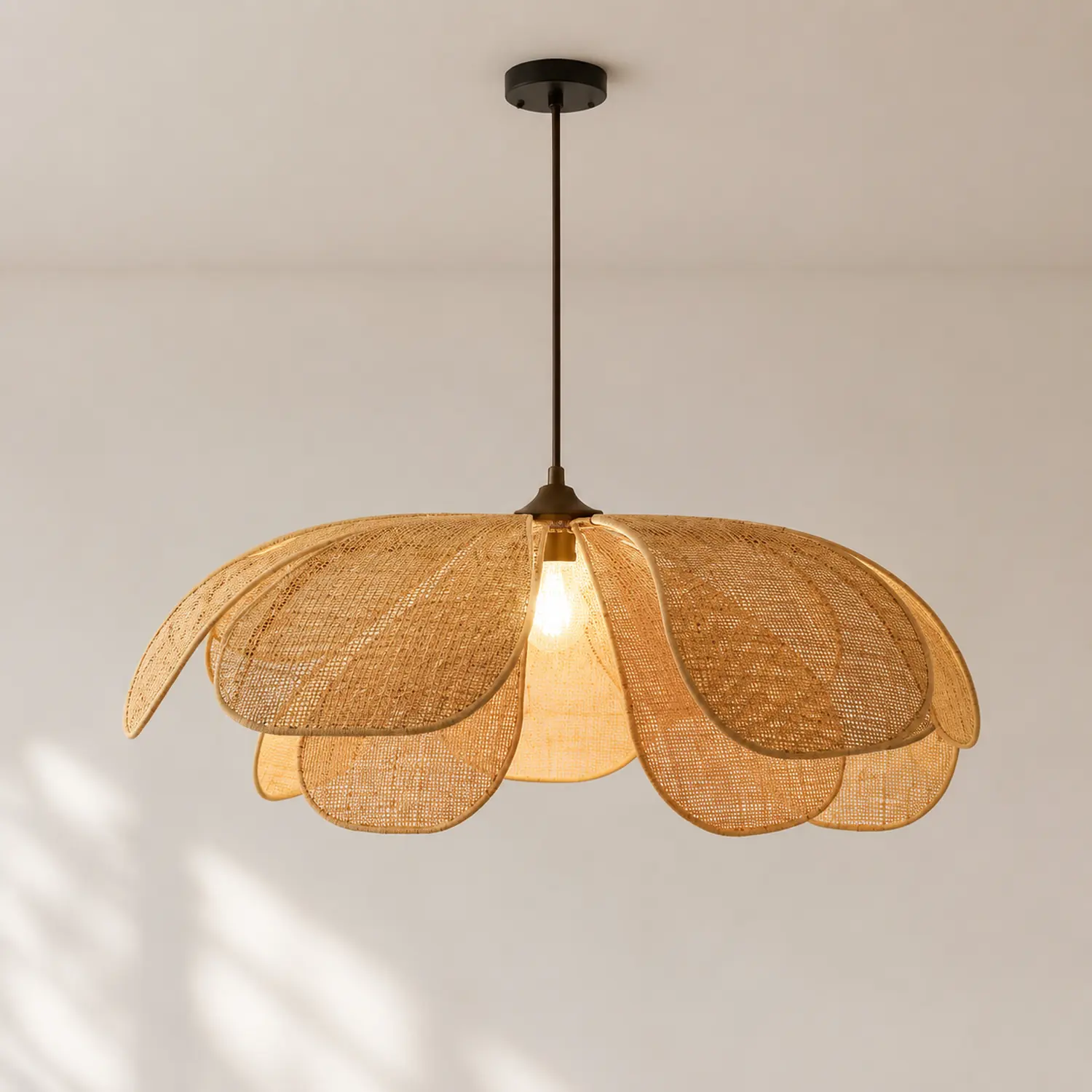Rattan Petal Rustic Lamp Shade Pendant Light - Lumpaz