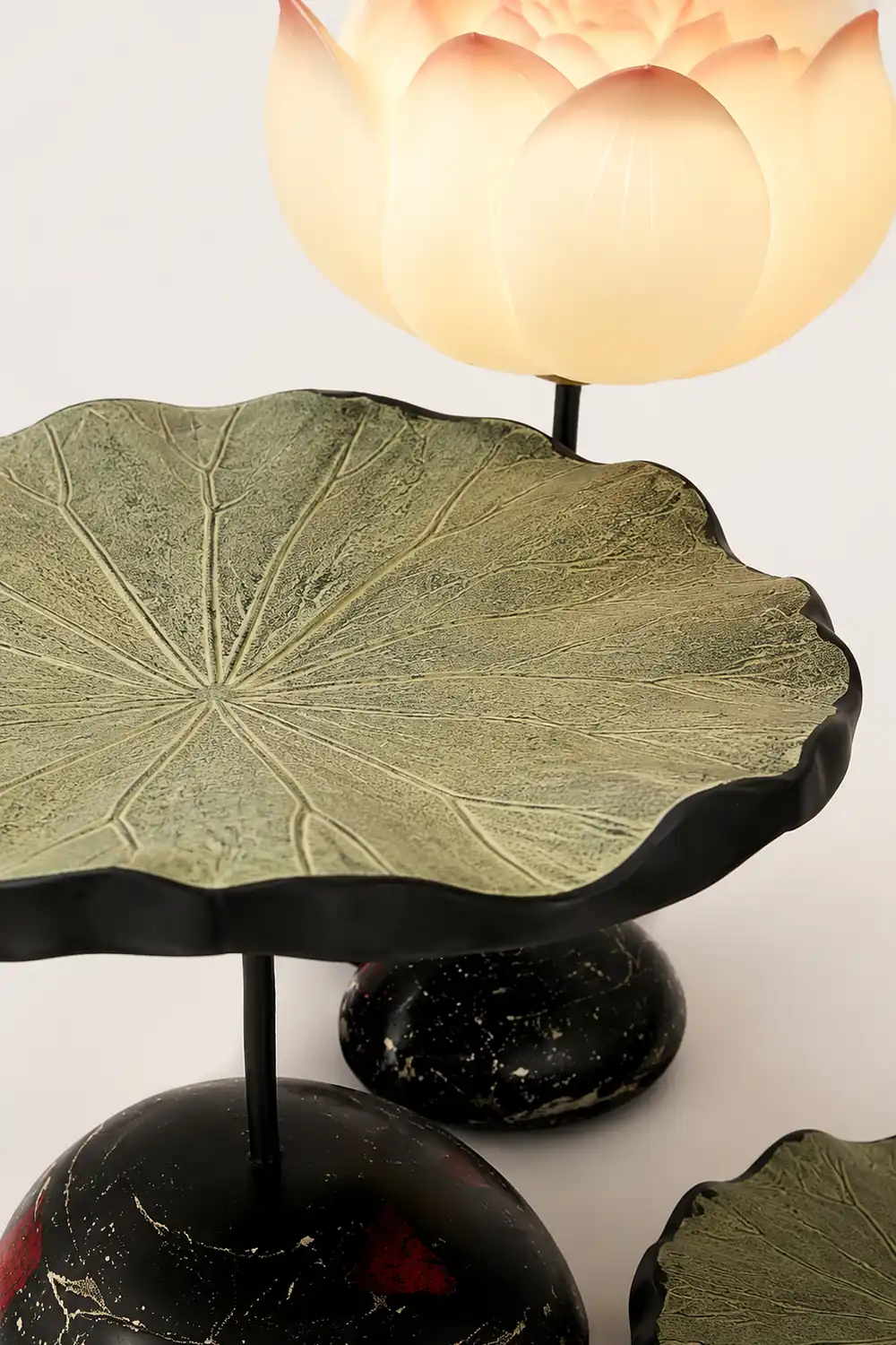 Lotus Floor Lamp - Lumpaz