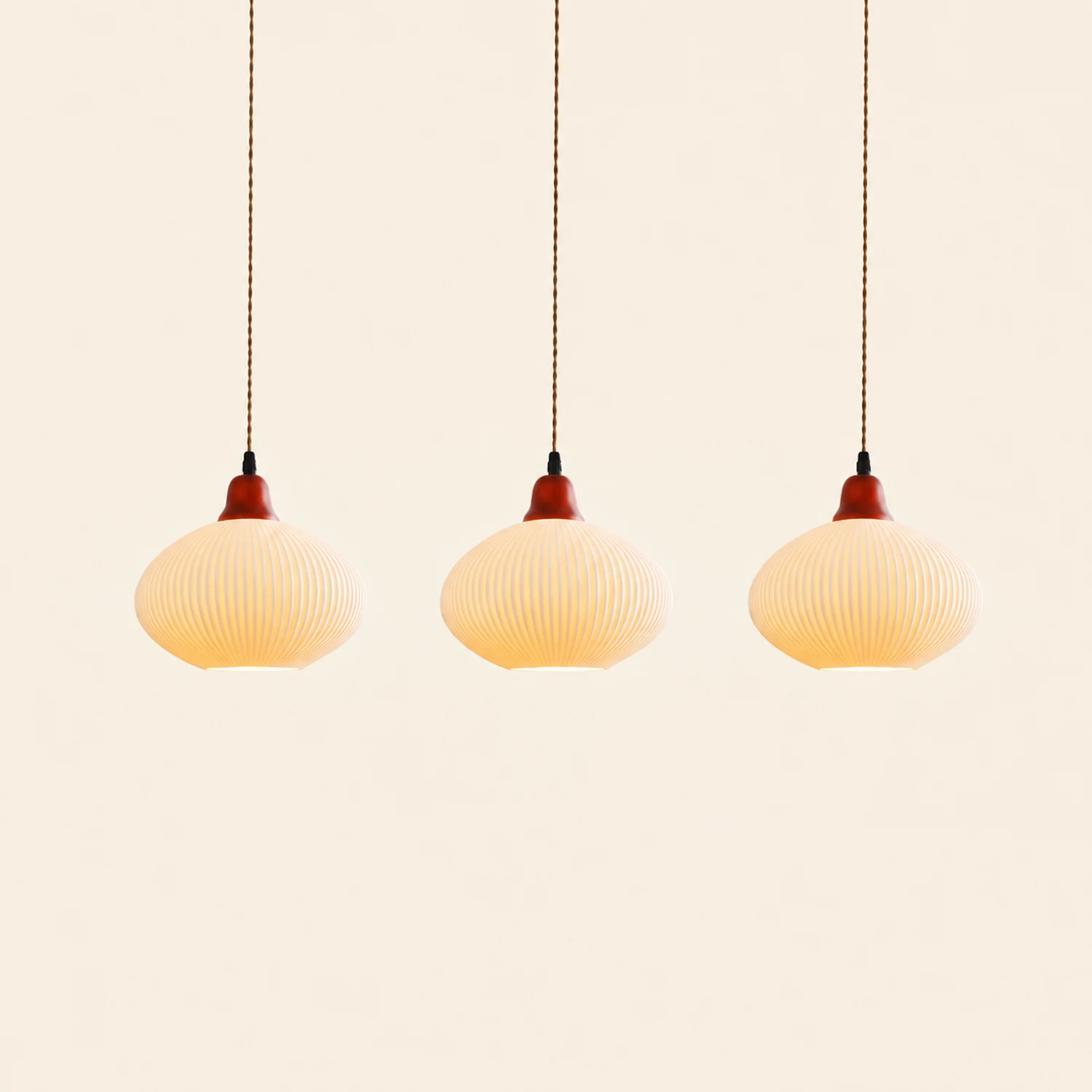 Vintage Nordic Ceramic White Pendant Light For Dining Room - Lumpaz