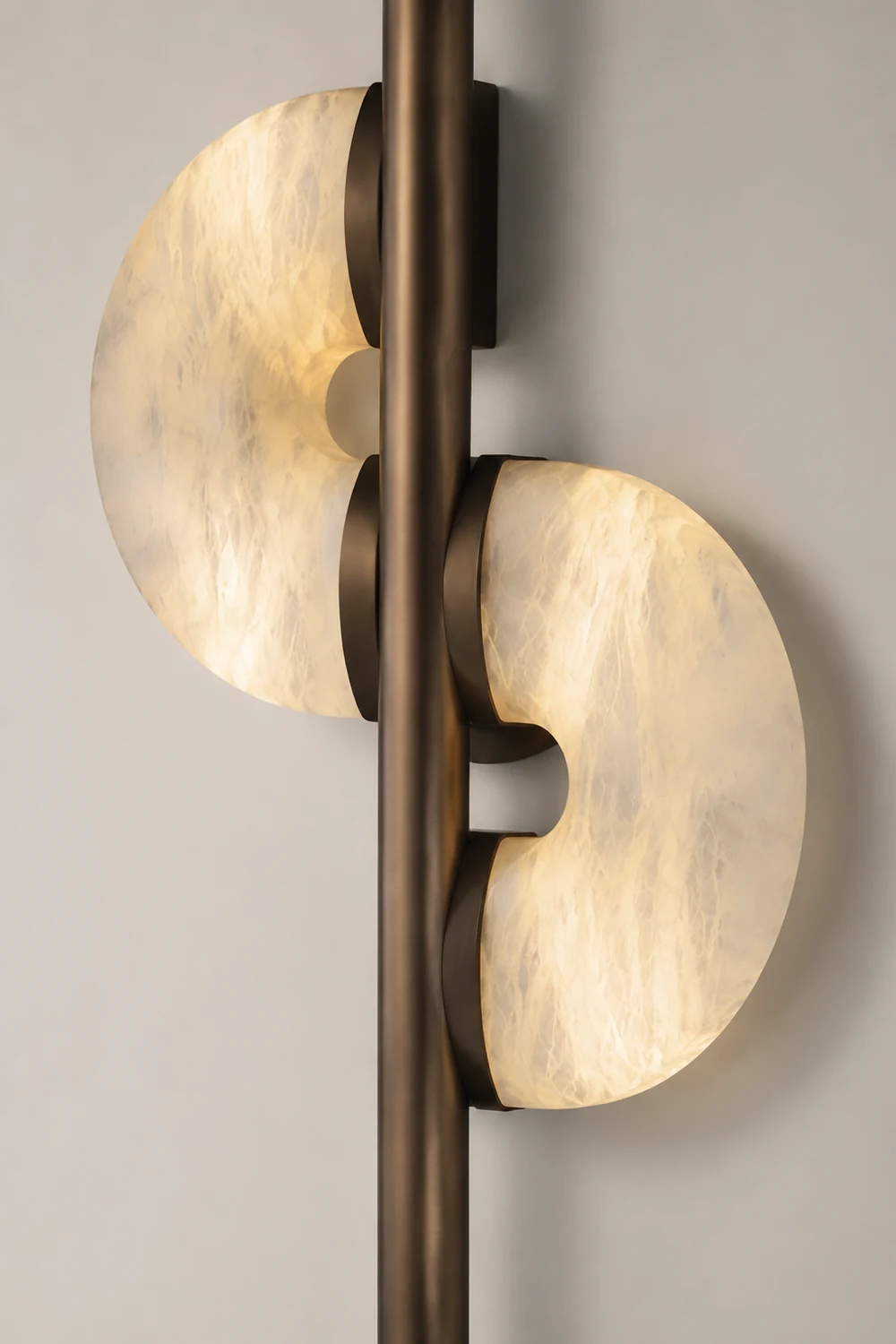 Dolly Alabaster Wall Lamp - Lumpaz