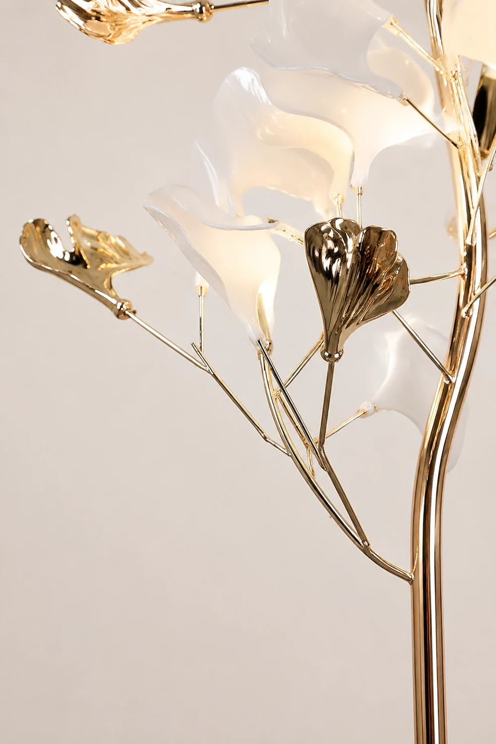 Gingko Leaf Floor Lamp - Lumpaz