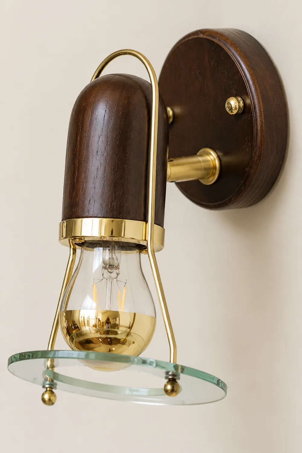 Vaughan Wall Light - Lumpaz
