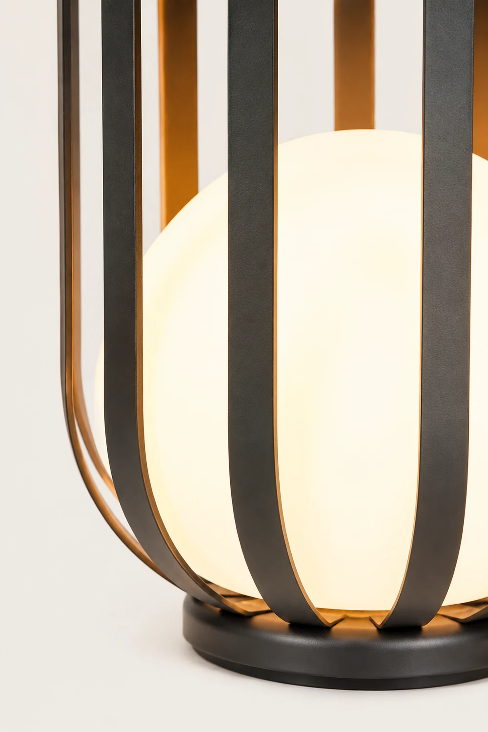 Bols Outdoor Garden Lamp with Solar Panel - Lumpaz