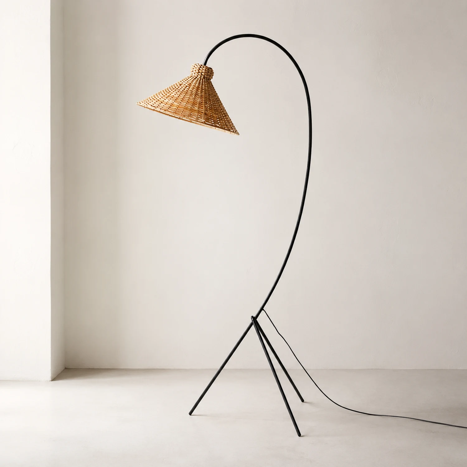 Tana Woven Floor Lamp - Lumpaz