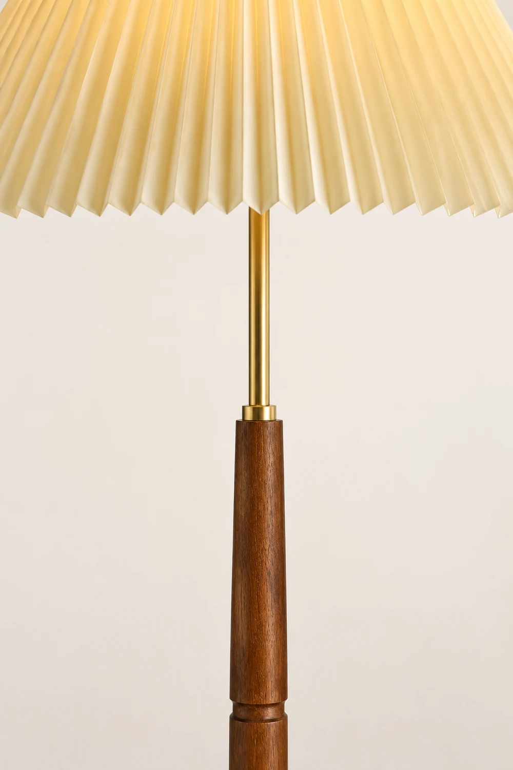 Pleated Floor Lamp - Lumpaz