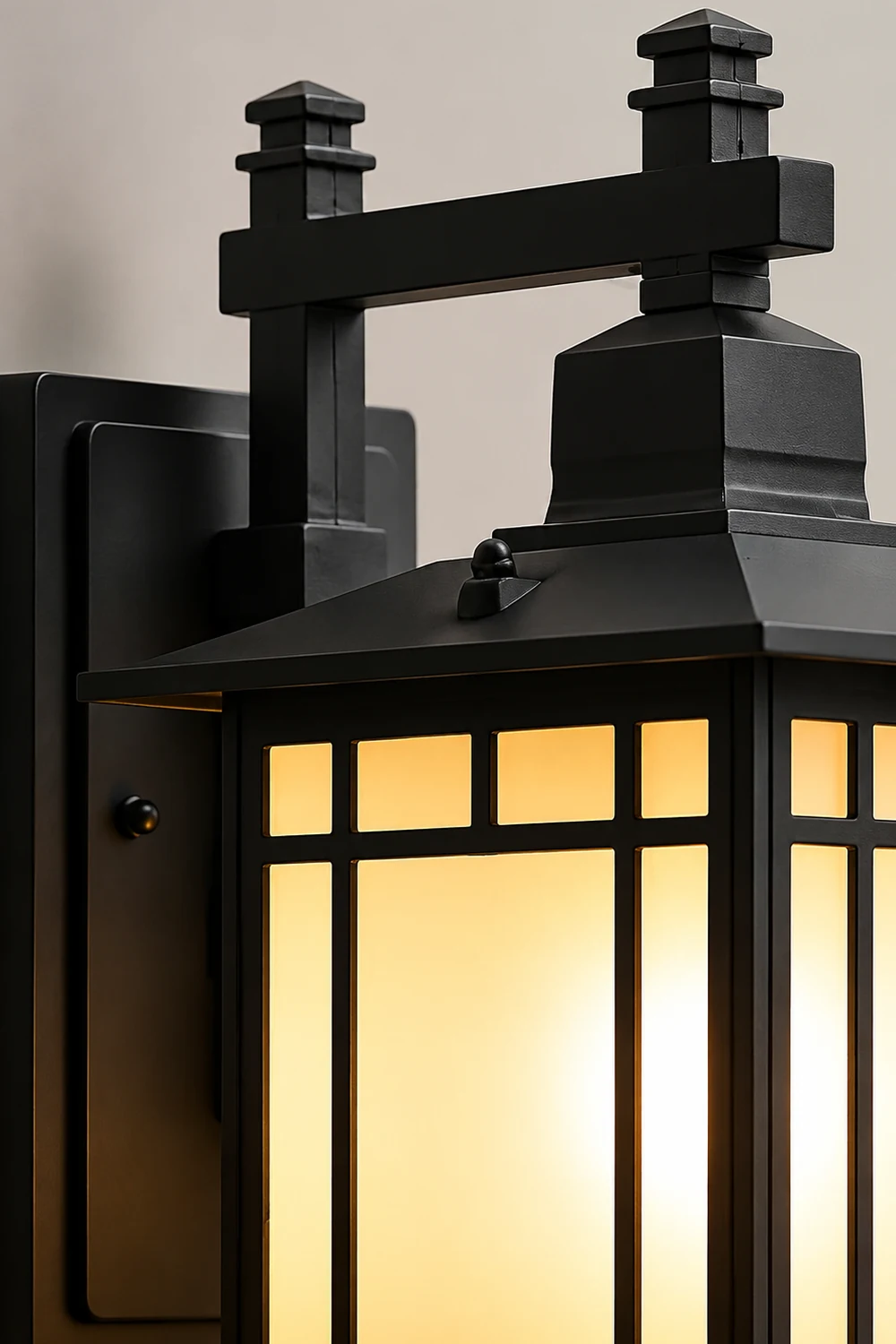 Orm House Wall Light - Lumpaz