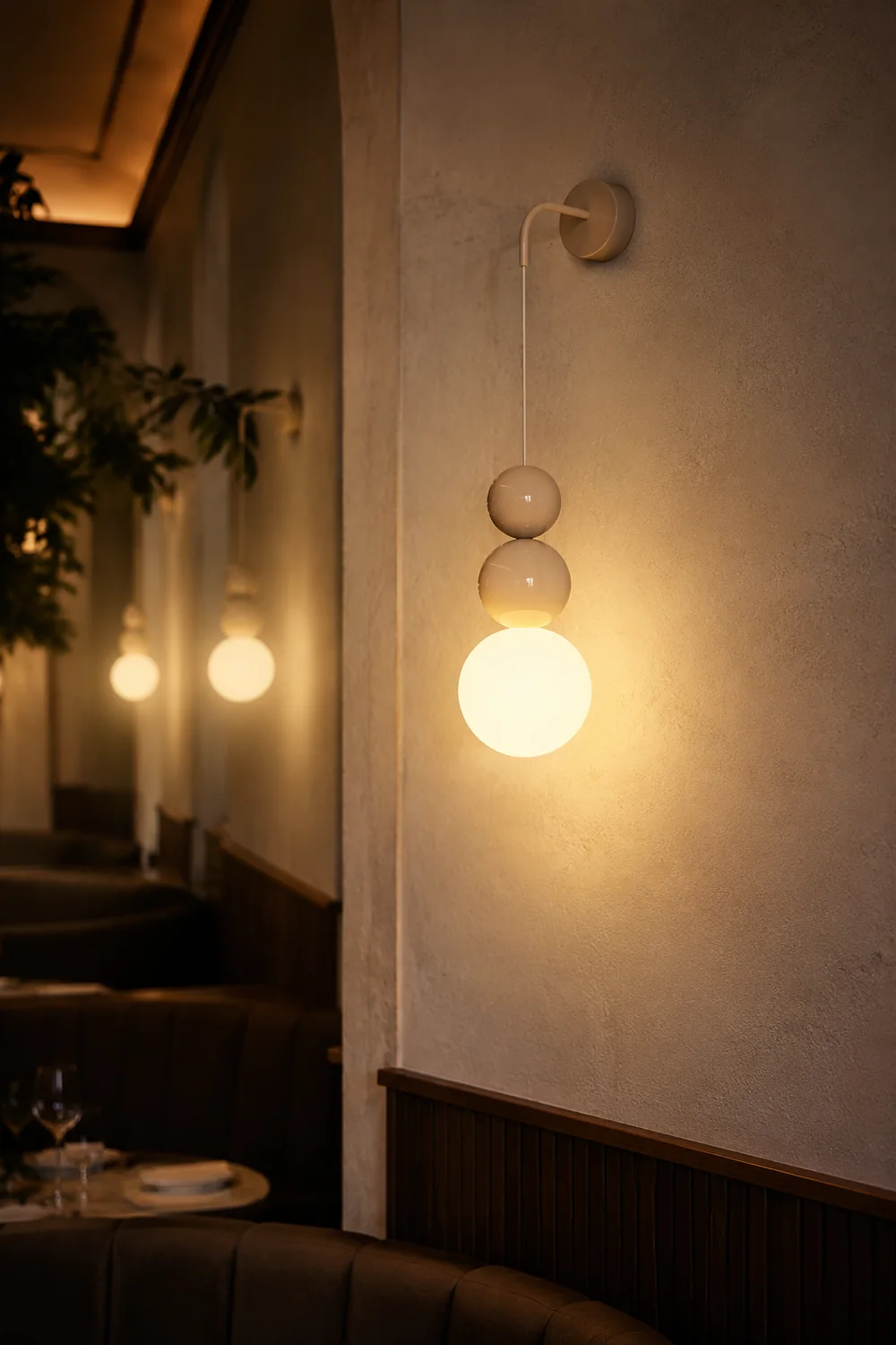 Acrylic Three Ball Wall Lamp - Lumpaz