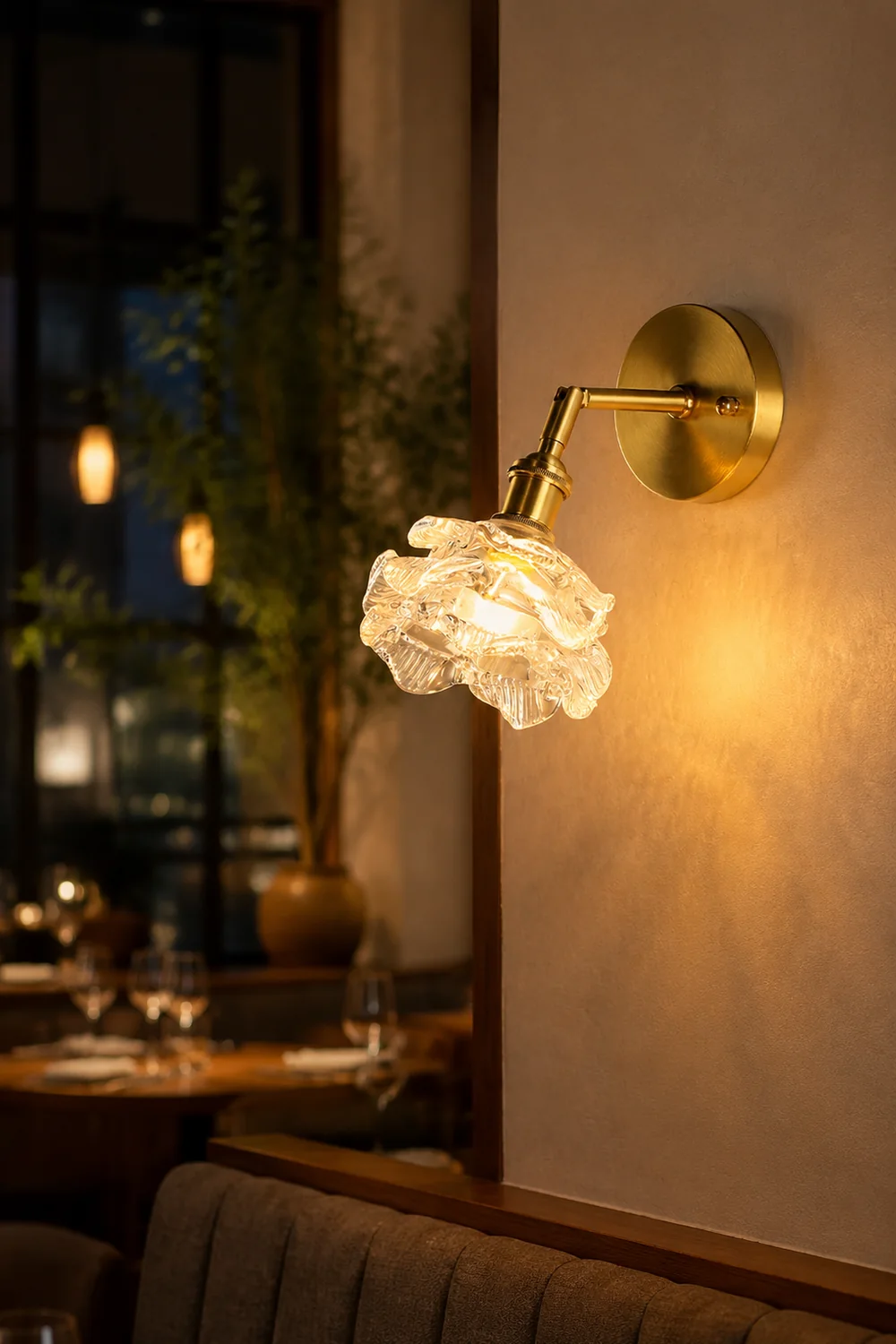 Kano Brass Wall Lamp - Lumpaz