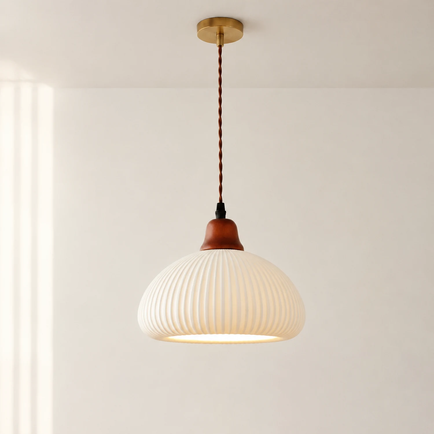 Vintage Nordic Ceramic White Pendant Light For Dining Room - Lumpaz