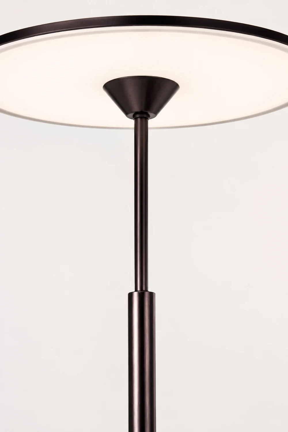 Ambra LED Floor Lamp - Lumpaz