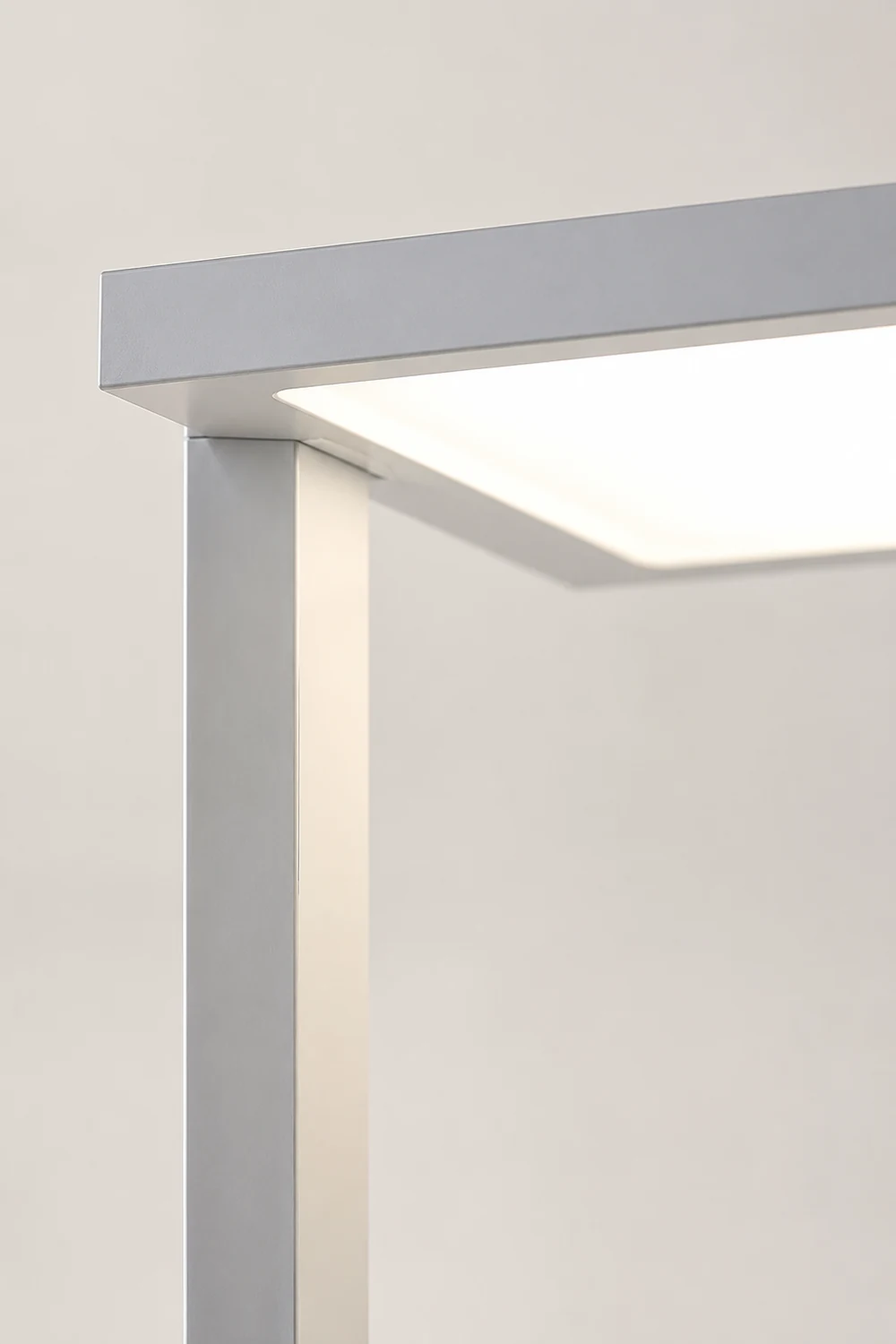 Matthis LED Floor Lamp - Lumpaz