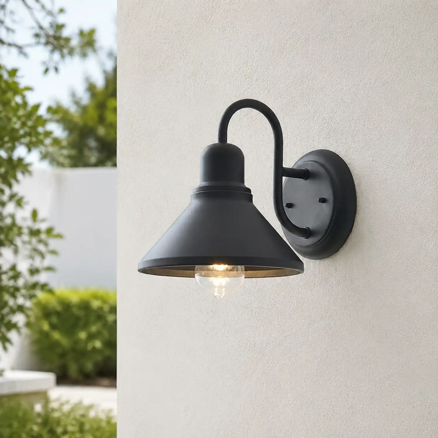 Fable Outdoor Wall Lamp - Lumpaz