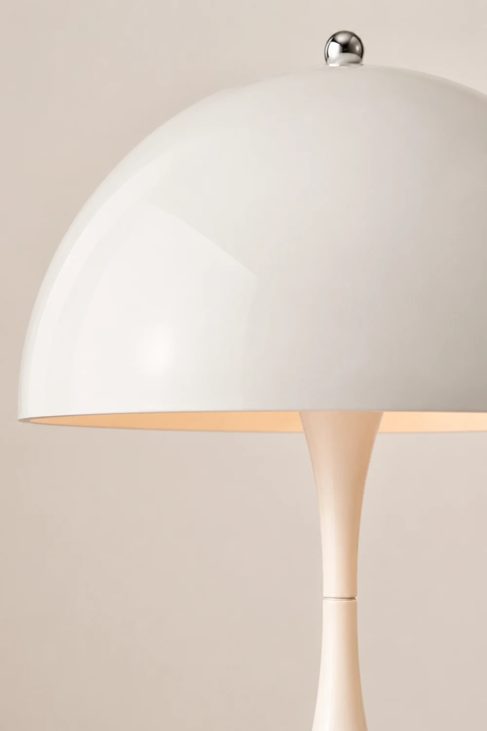 Salgado Minimalistische Tischlampe Metall, Weiß, Schlafzimmer/Wohnzimmer - Lumpaz