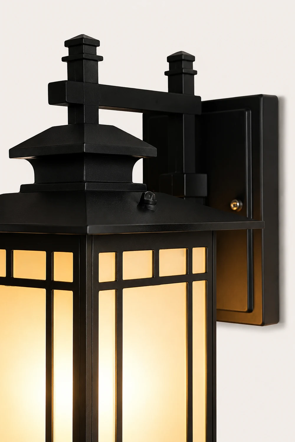 Orm House Wall Light - Lumpaz