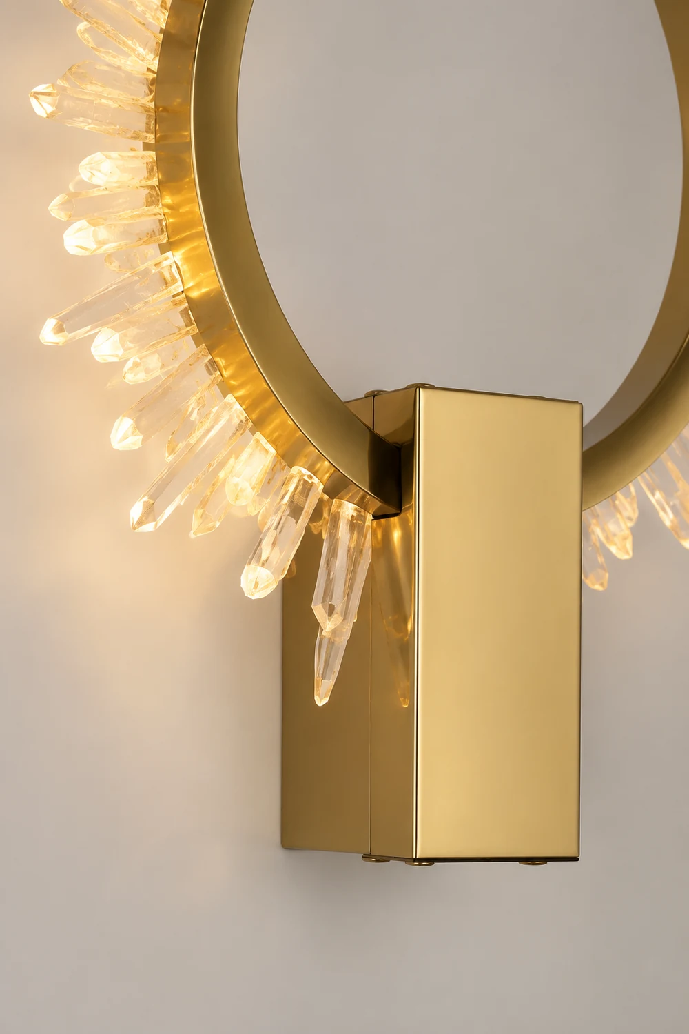 Natural Crystal Wall Lamp - Lumpaz