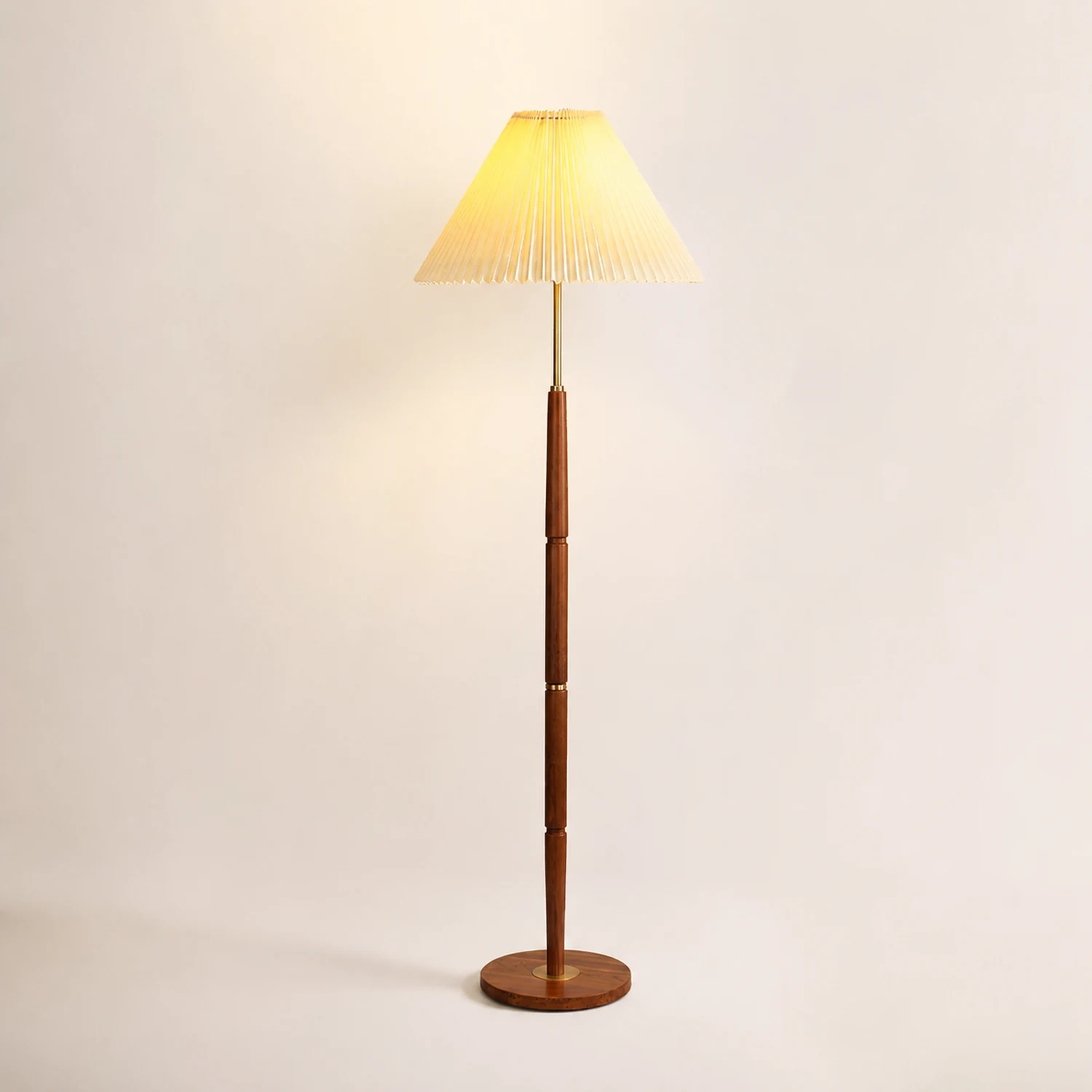 Pleated Floor Lamp - Lumpaz