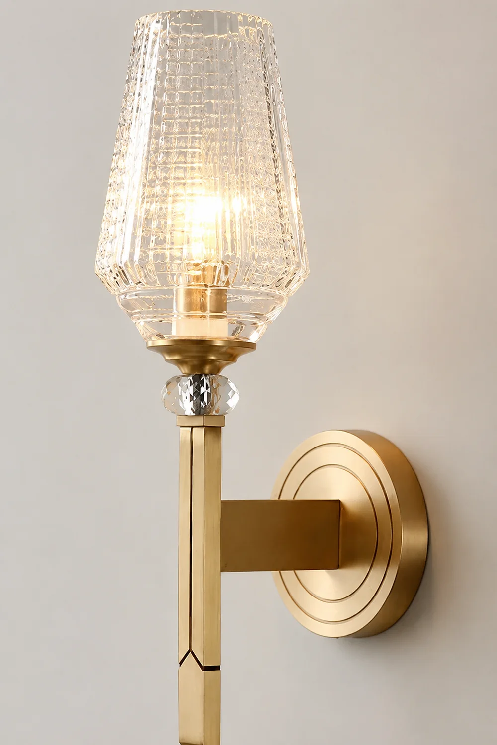 Devora Brass Wall Lamp - Lumpaz