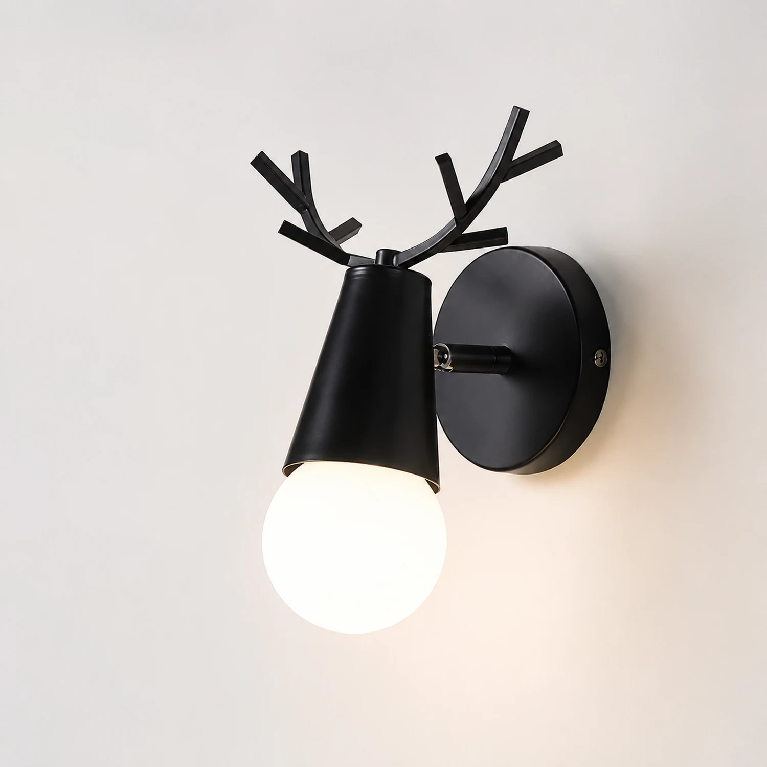Yeknu Antler Wall Lamp - Lumpaz