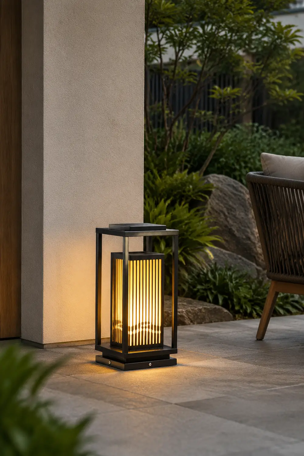 Modern Square Cage Garden Light - Lumpaz