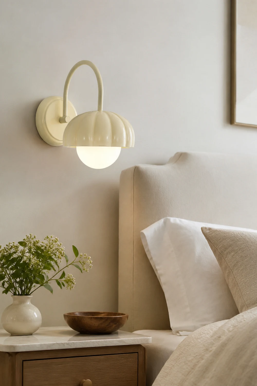 Creamy Pumpkin Wall Light - Lumpaz