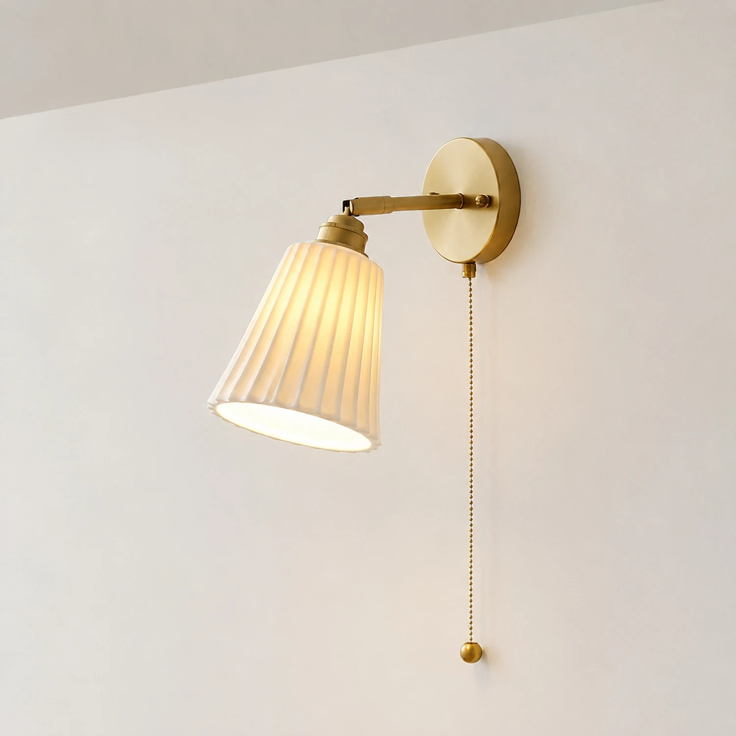 Trumpet Ceramic Wall Light - Lumpaz