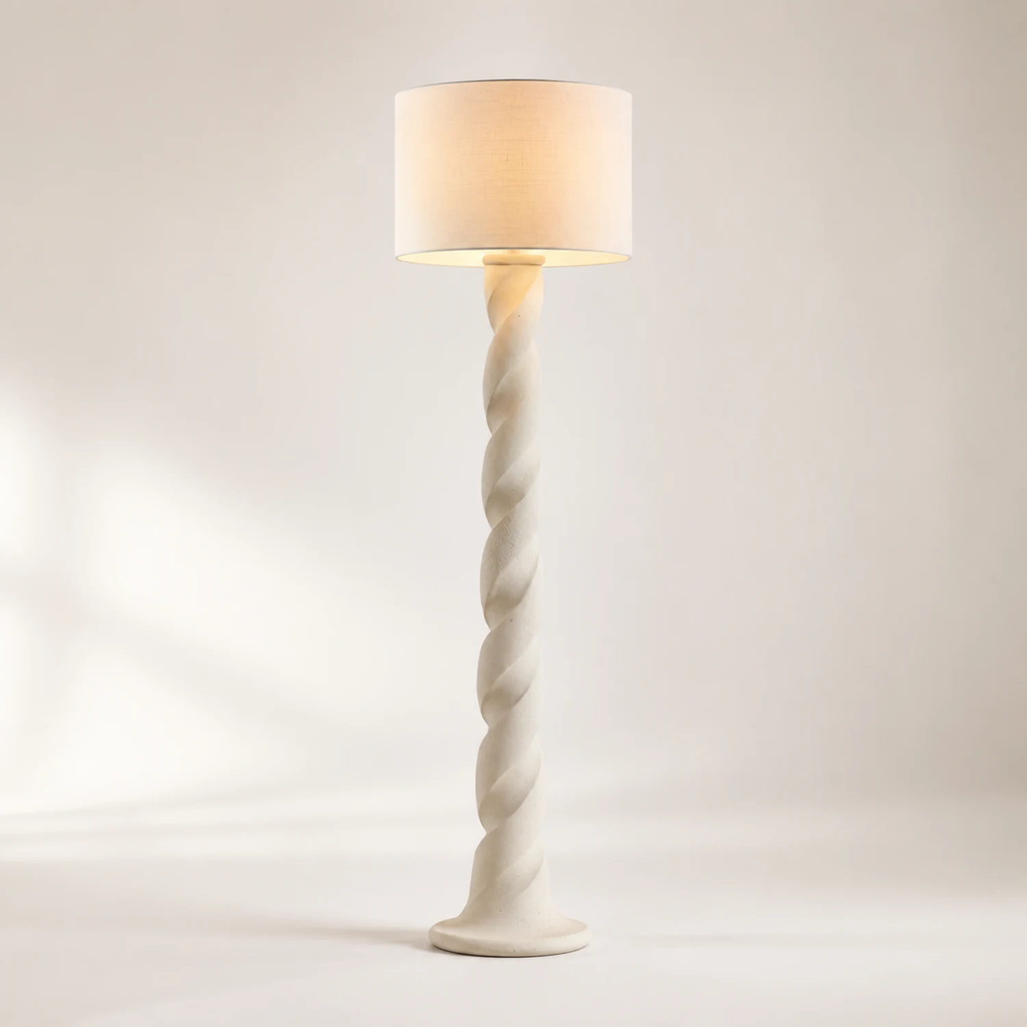 Yisi North Tower Floor Lamp - Lumpaz