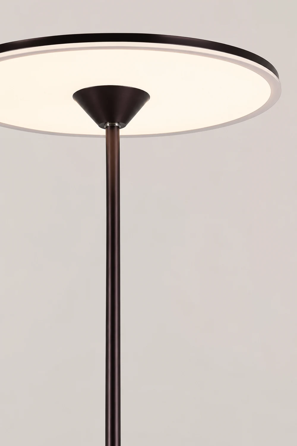 Ambra LED Floor Lamp - Lumpaz