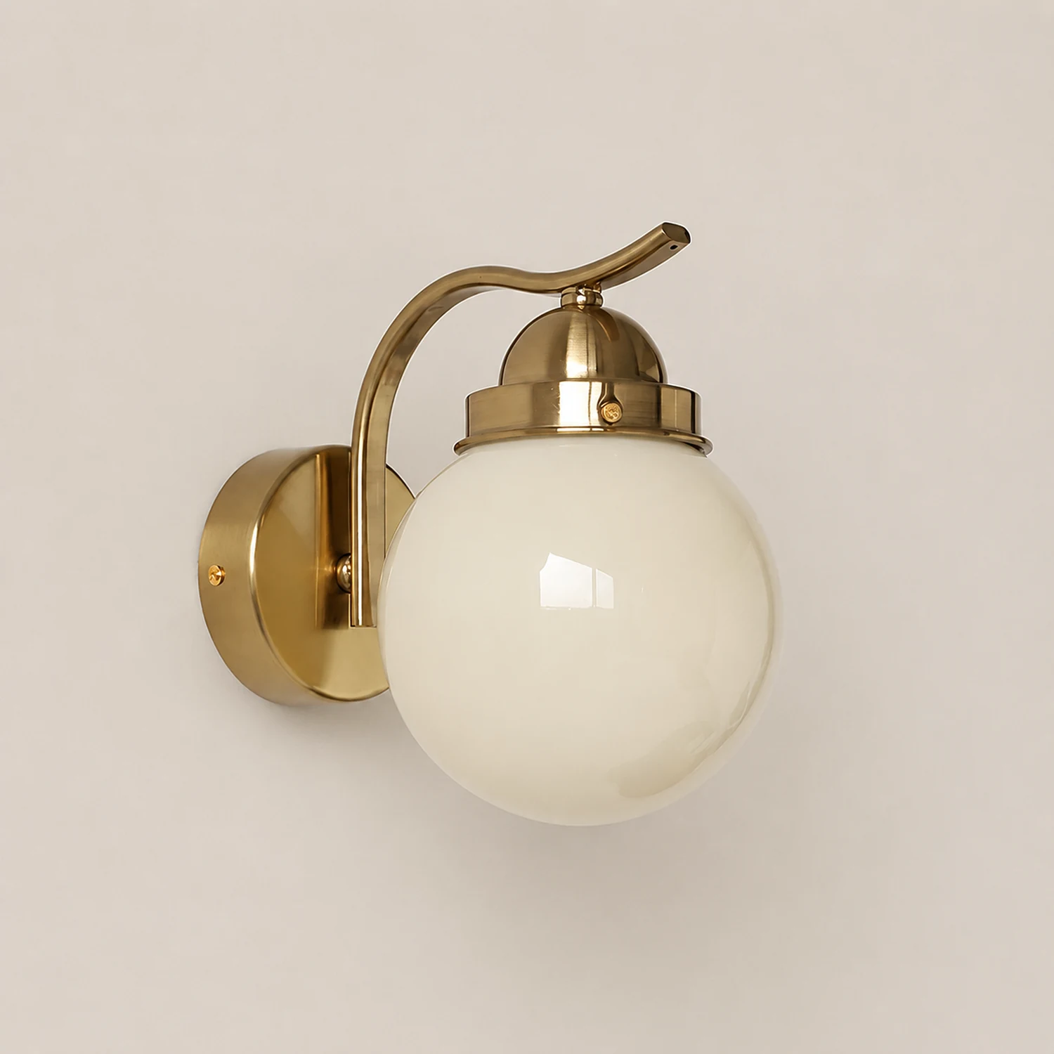 Ryttenberg Wall Lamp - Lumpaz