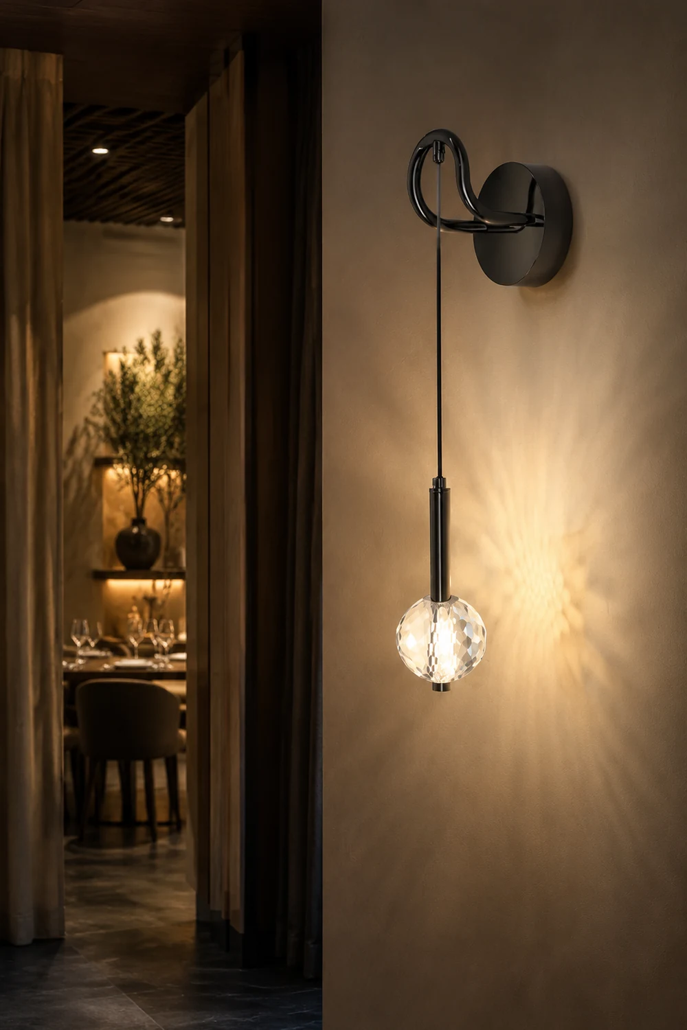 Barletta Crystal Wall Lamp - Lumpaz