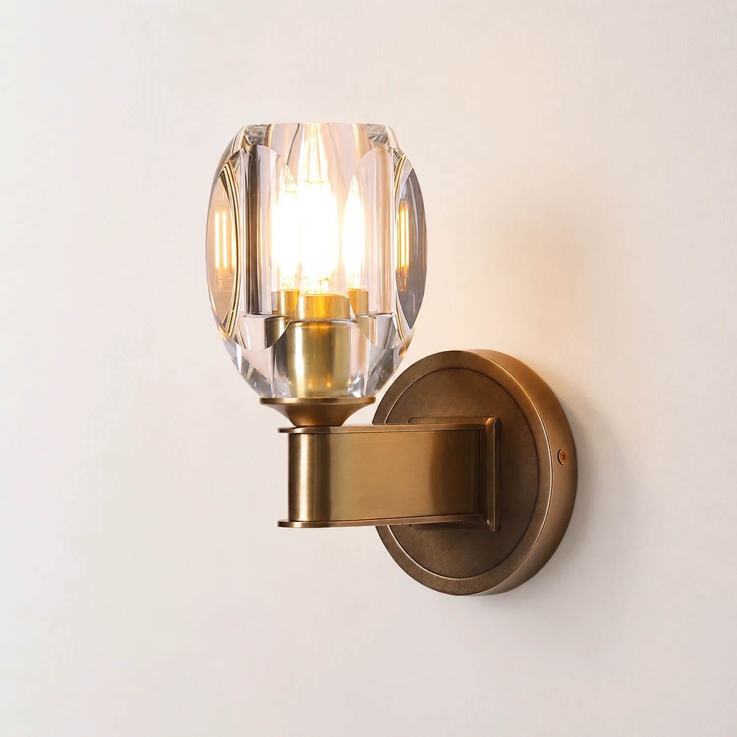 Diamond Crystal Sconce - Lumpaz