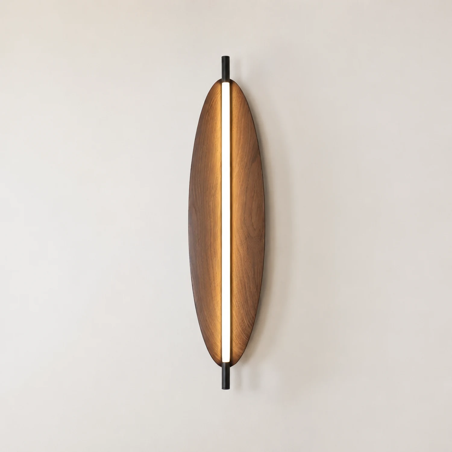 Sleek Board Sconce - Lumpaz