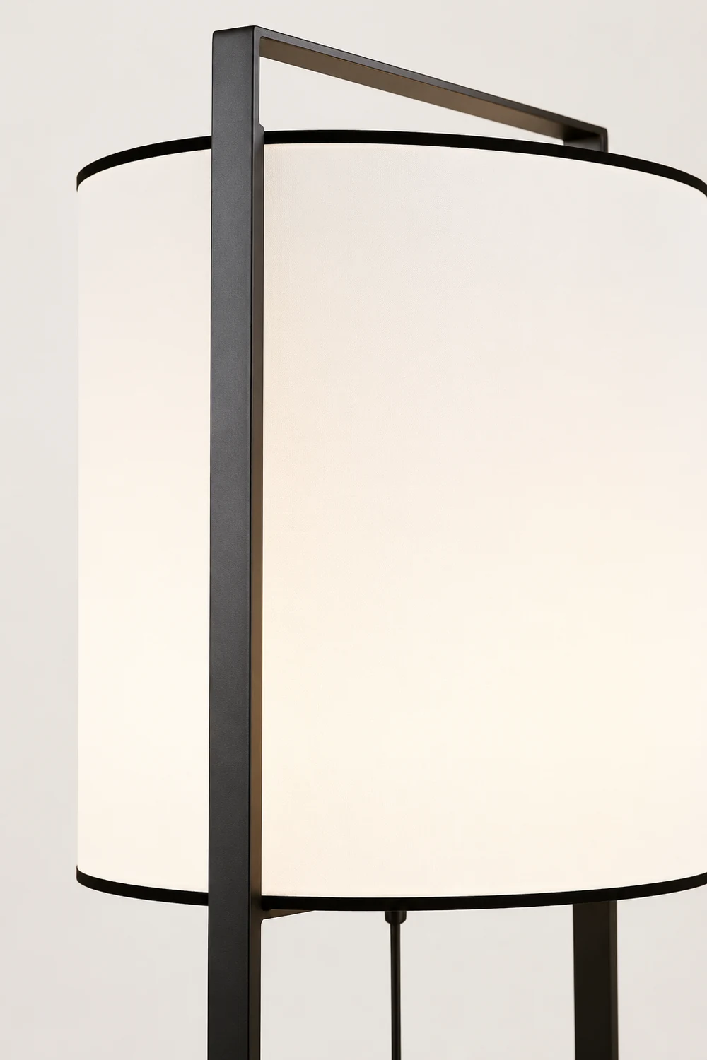 Silhouette Textile Floor Lamp - Lumpaz