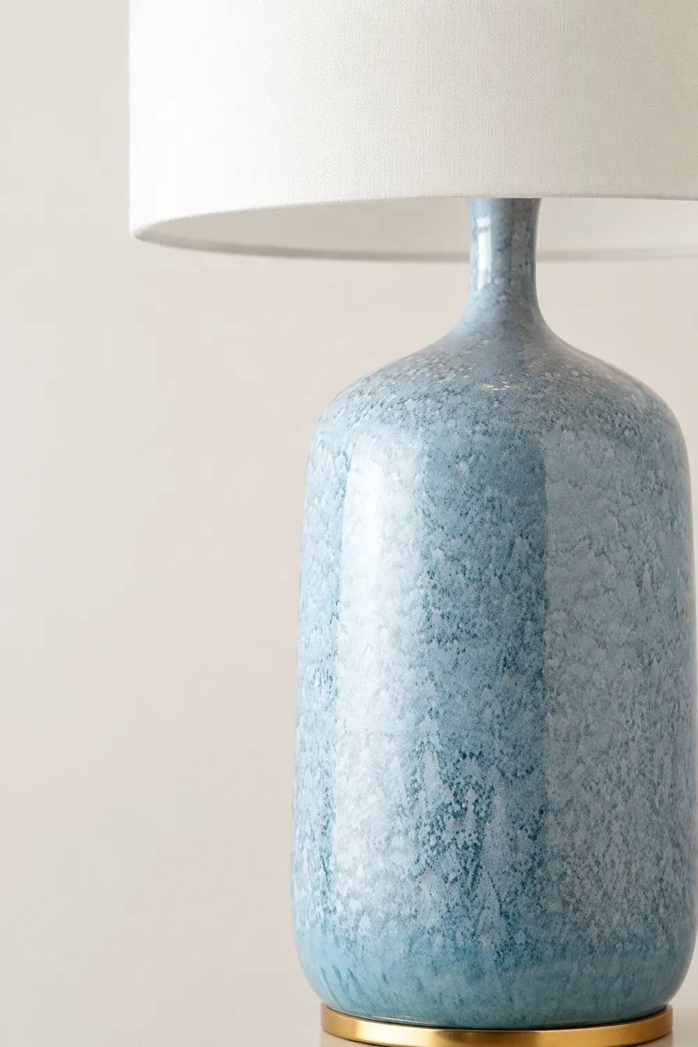 Sano Modern Minimalistisch LED Tischlampe Trommelform Blau Schlafzimmer Keramik&Textil 62CM Lang - Lumpaz