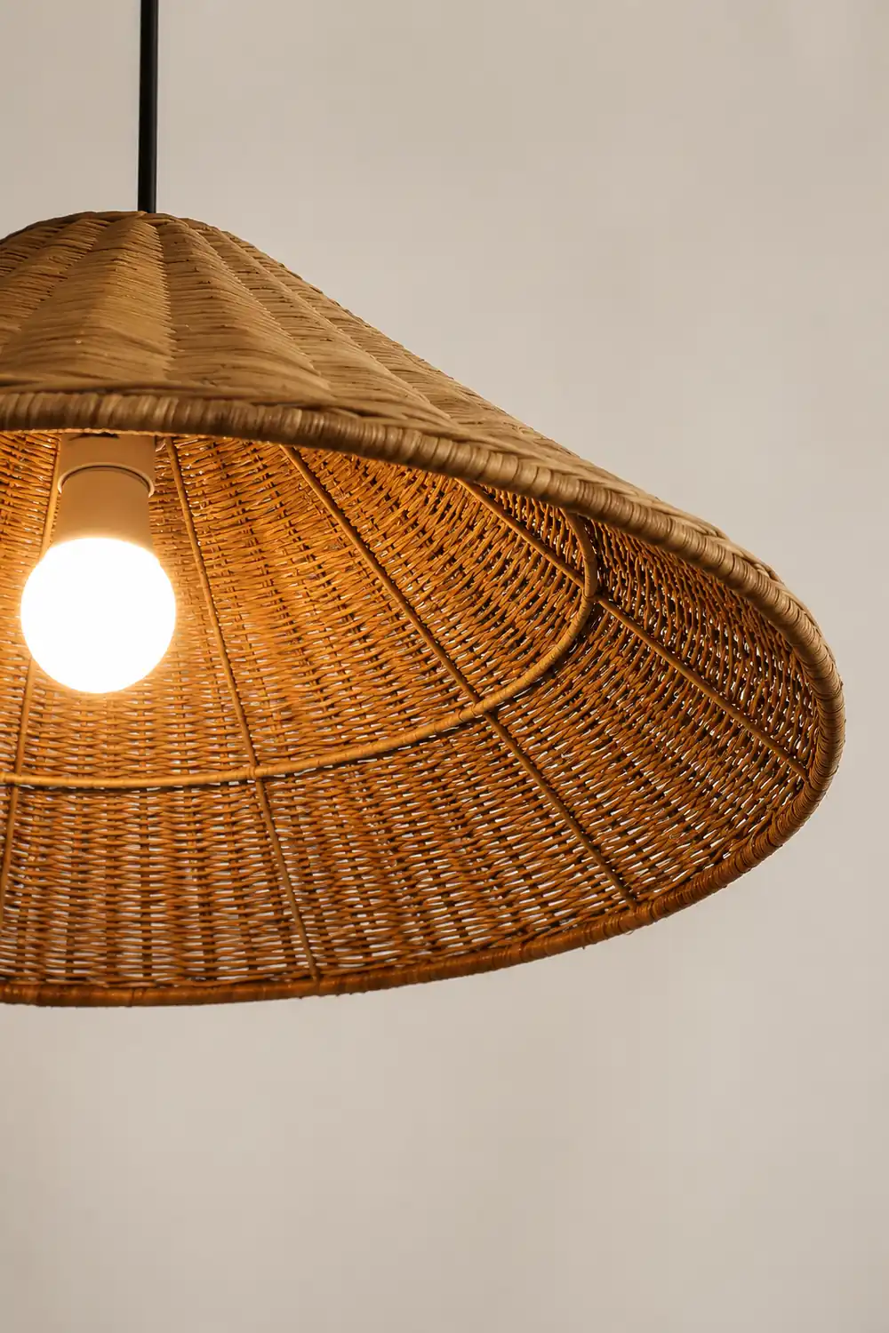 Retro Woven Rattan Cone Pendant Light - Lumpaz
