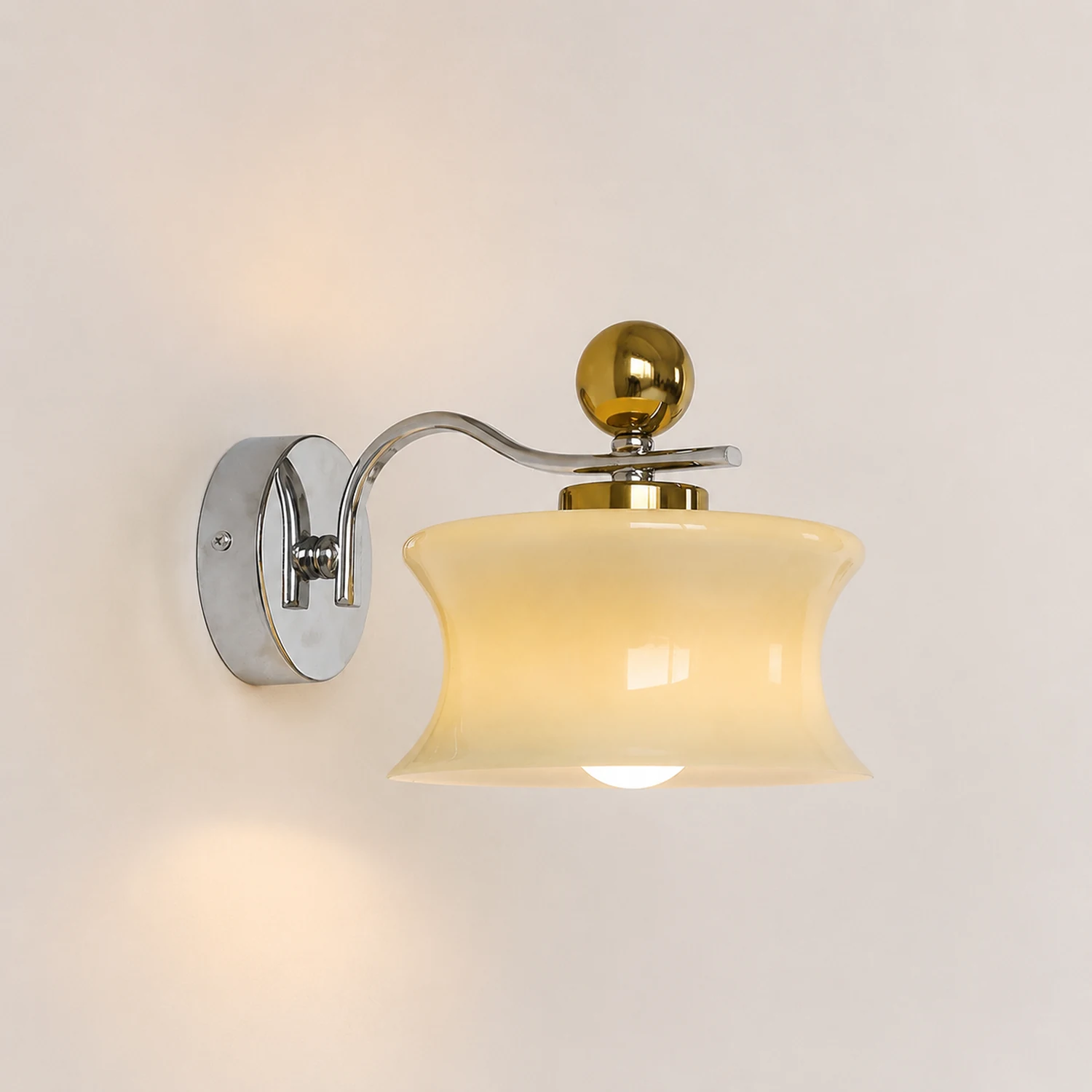 Adorn Wall Sconce - Lumpaz