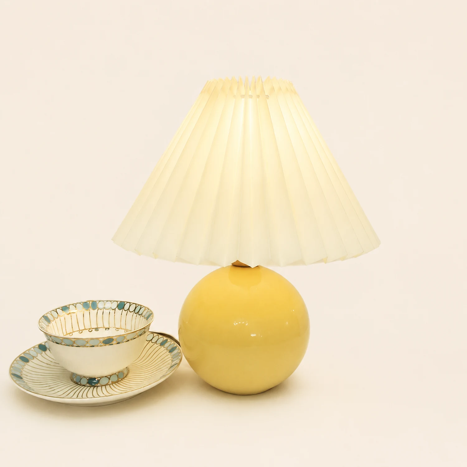 Ozawa Vintage Nachttischlampe, Creme/Beige/Weiß, Rattan/Holz/Keramik - Lumpaz