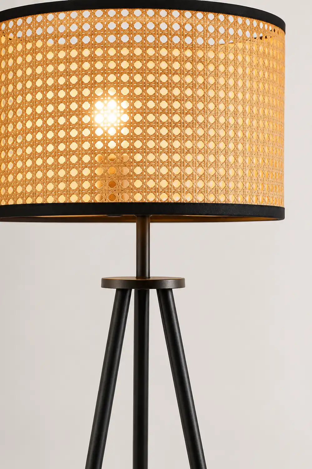 Aubrey Floor Lamp - Lumpaz