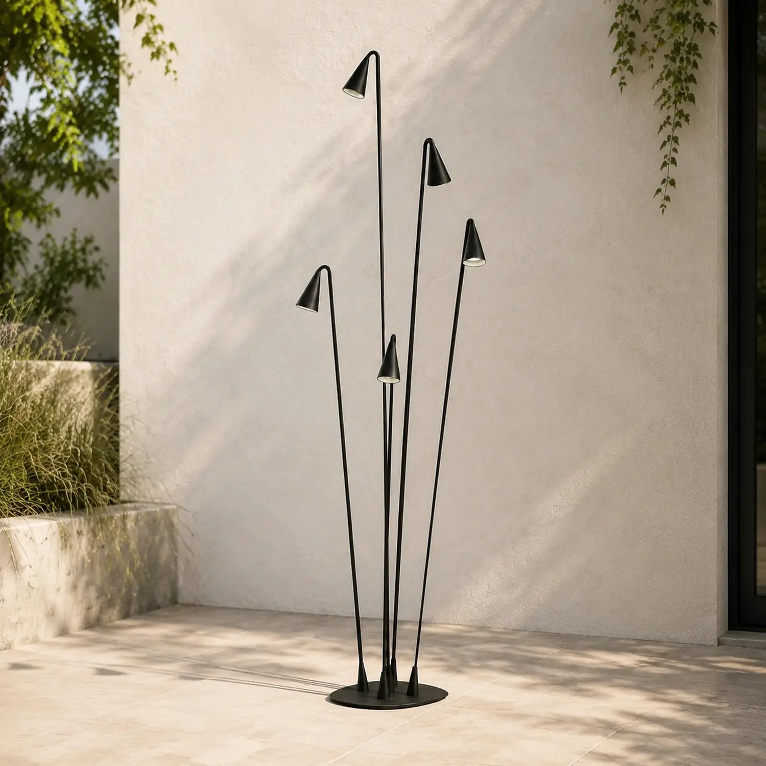 Bellflower Outdoor Floor Lamp - Lumpaz