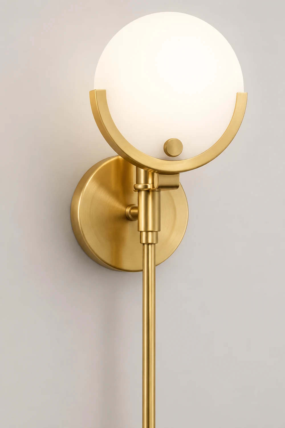 Ava Brass Wall Lamp - Lumpaz