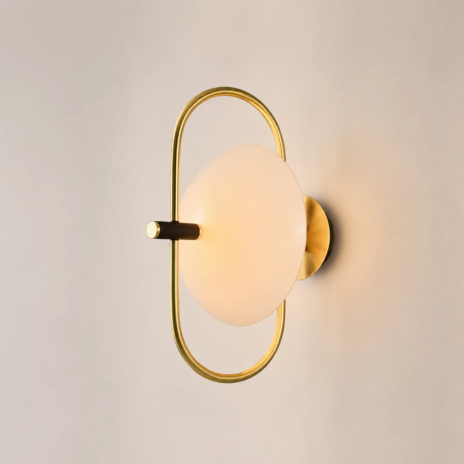 Odeon Wall Lamp - Lumpaz