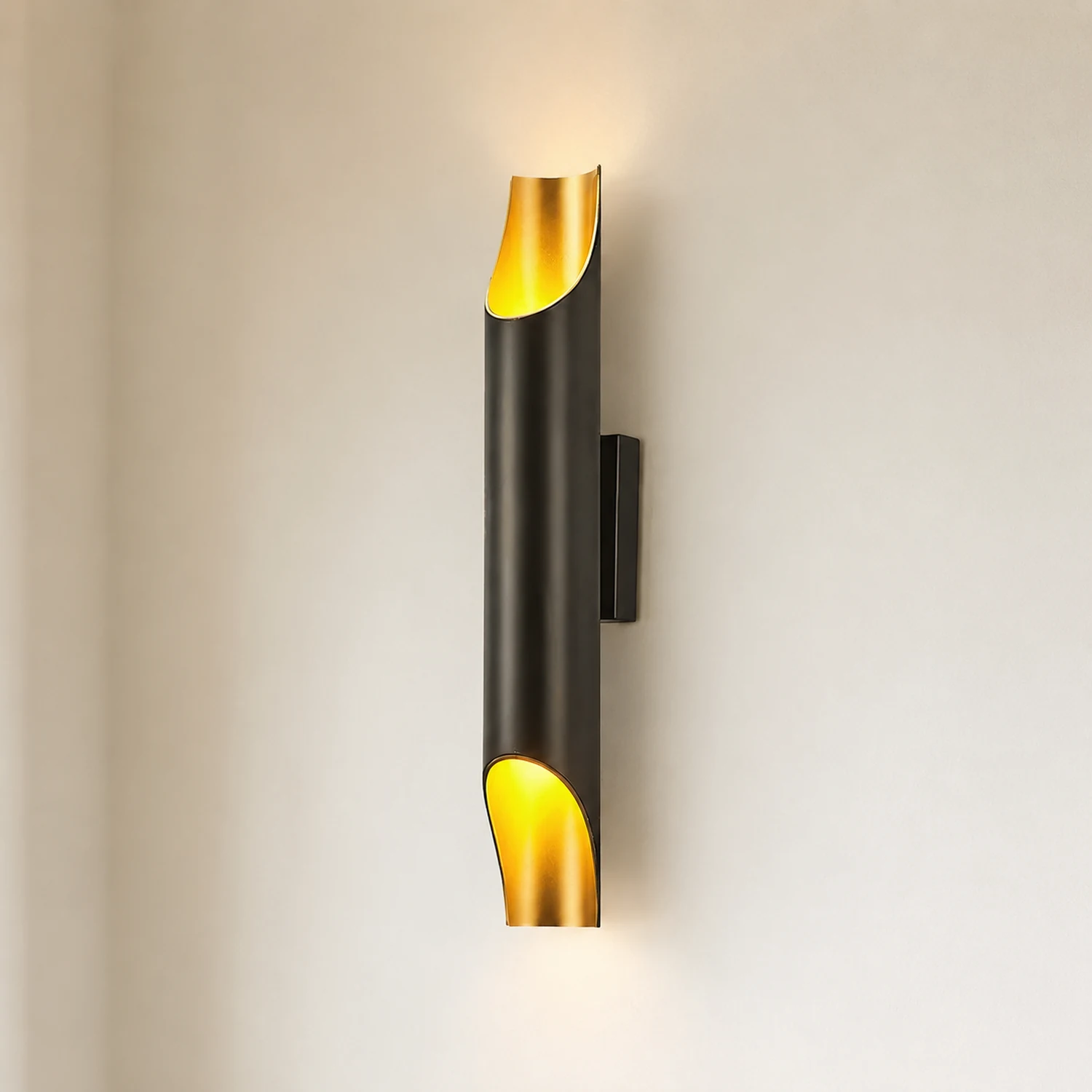 Abigali Straight Wall Lamp - Lumpaz