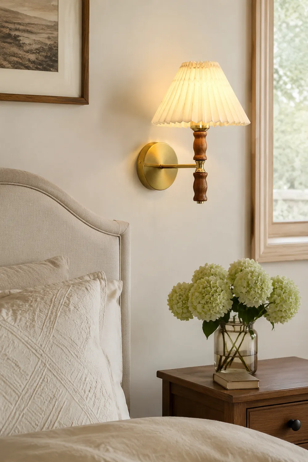 Pleated Walnut Wall Light - Lumpaz
