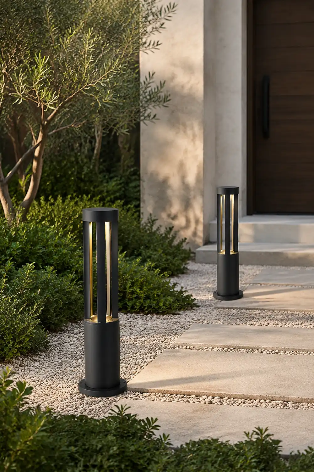 Black Cylindrical Garden Outdoor Light - Lumpaz