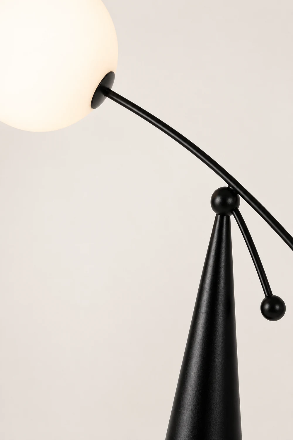 Opal Arc Floor Lamp - Lumpaz