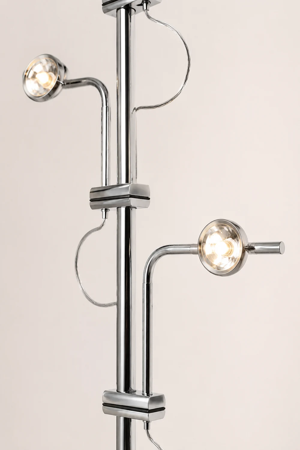 Wa Wa Floor Lamp - Lumpaz