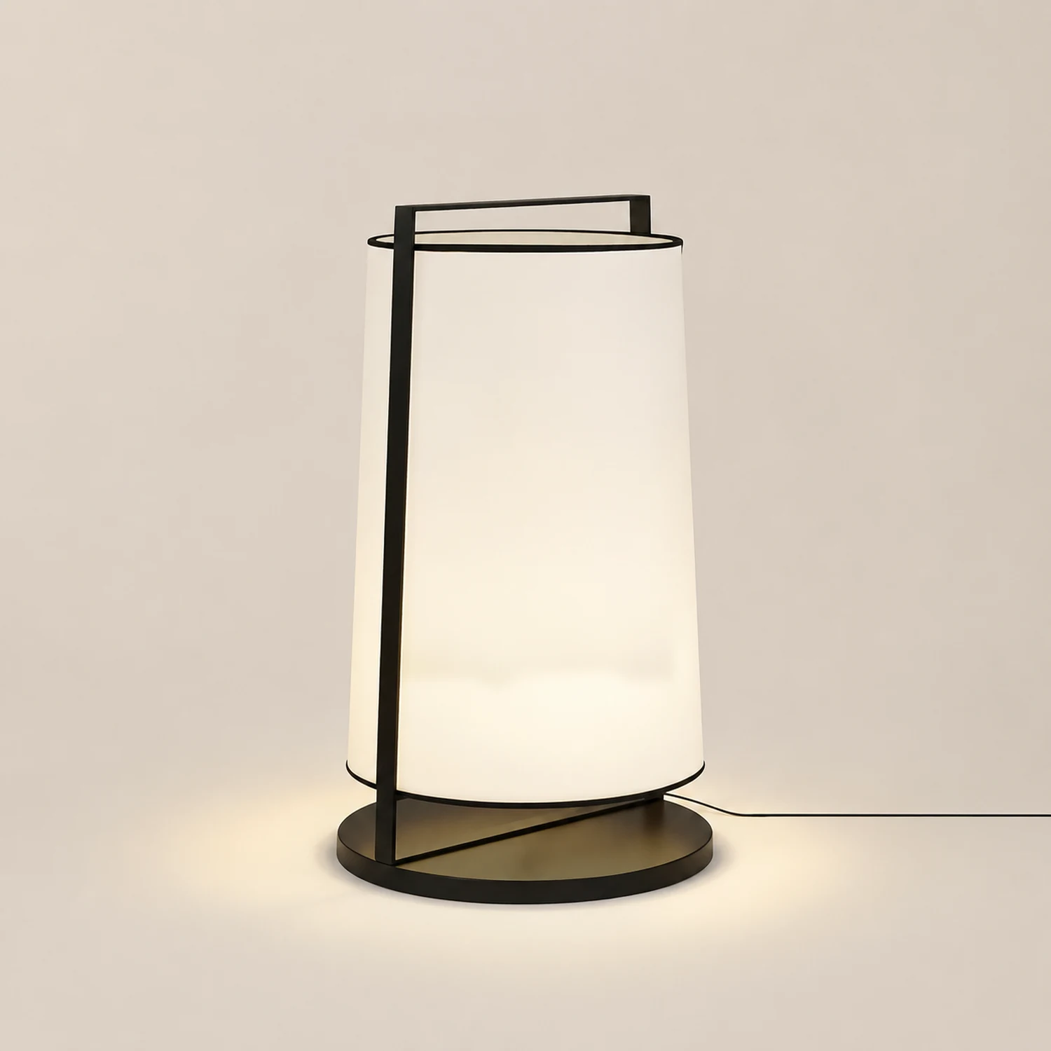 Silhouette Textile Floor Lamp - Lumpaz