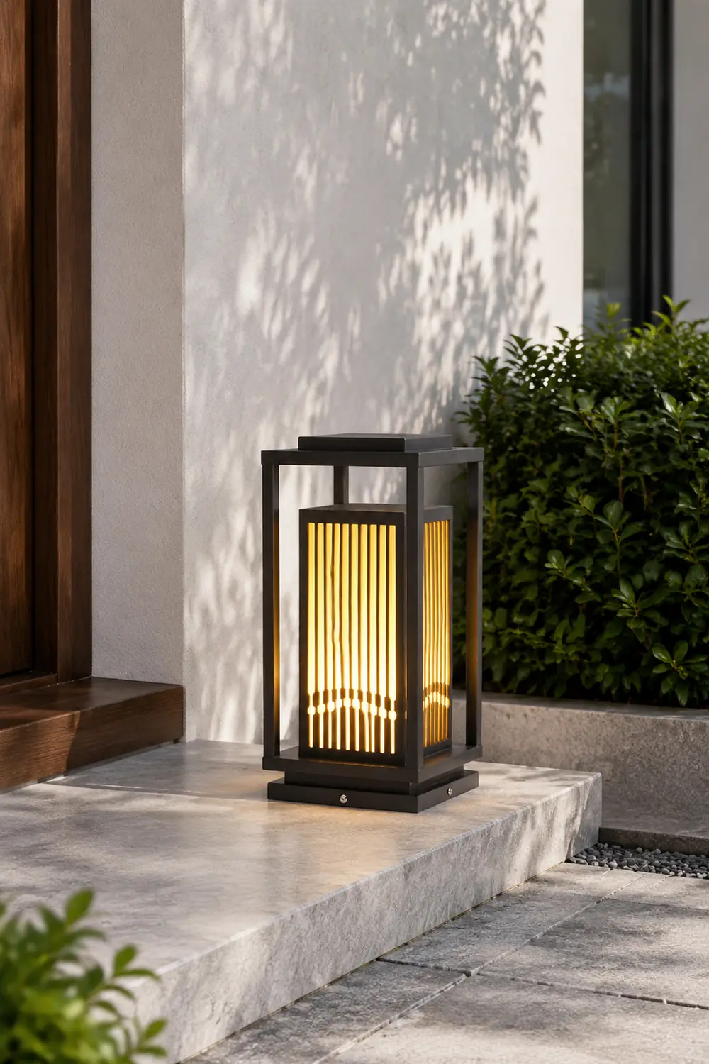 Modern Square Cage Garden Light - Lumpaz